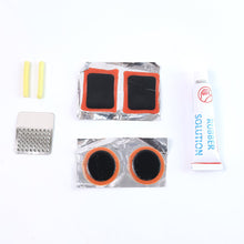 Bicycle Tire Repair Kit Puncture Repair Set with Adhesive Portable Tools (Mix Design / 1 Set)